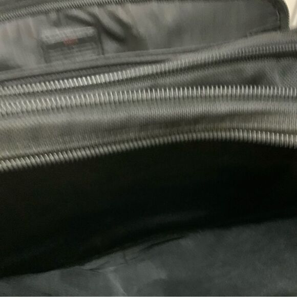TUMI Black  alpha Ballistic expandable Laptop Business Briefcase - Picture 9 of 14